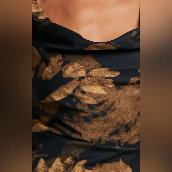 ShowPo Dara Midi Dress - Picture 5 of 6